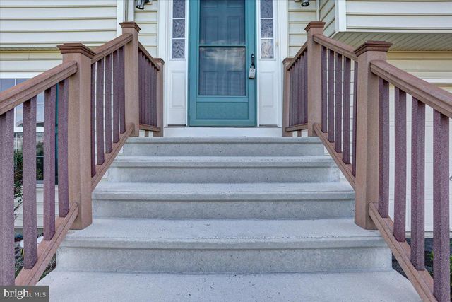 15360 WEDGEWOOD DR, Greencastle, PA 17225