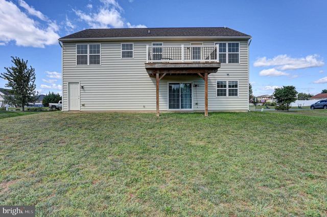 15360 WEDGEWOOD DR, Greencastle, PA 17225
