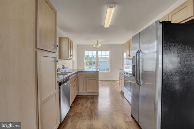 15360 WEDGEWOOD DR, Greencastle, PA 17225