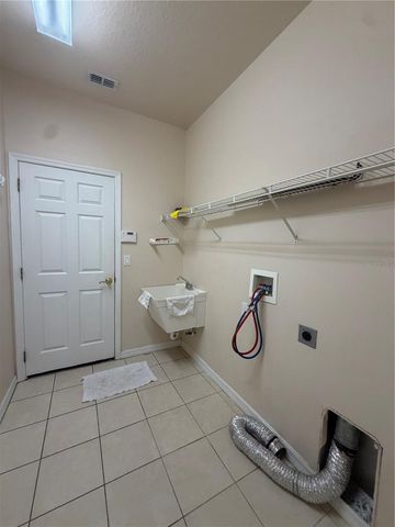 4916 CAPE HATTERAS DRIVE, Clermont, FL 34714