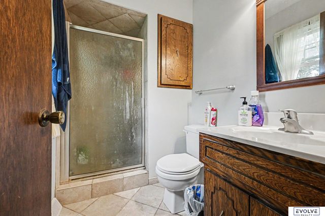 3302 Daniell Street, Bellevue, NE 68123