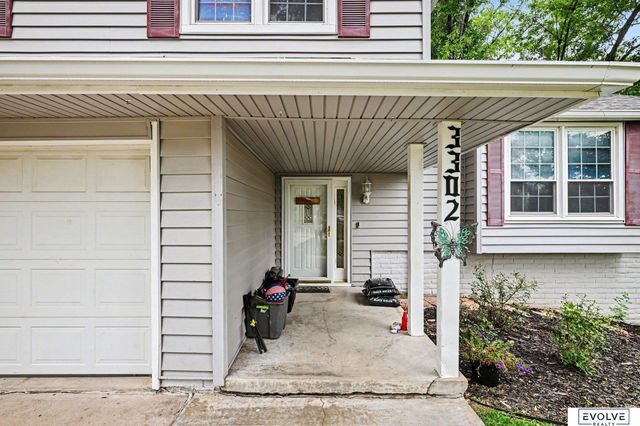 3302 Daniell Street, Bellevue, NE 68123