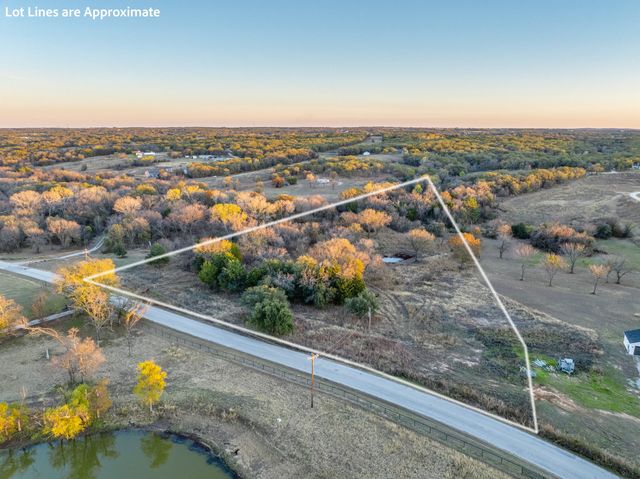 1874 County Road 3676, Springtown, TX 76082