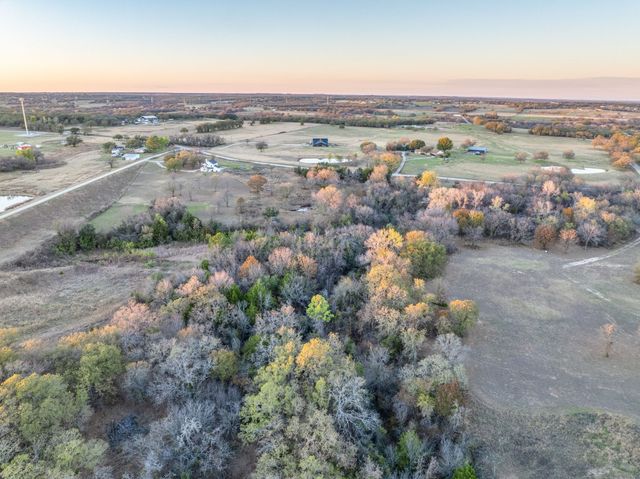 1874 County Road 3676, Springtown, TX 76082