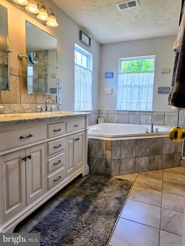 2465 WOODLAND CT, Chesapeake Beach, MD 20732