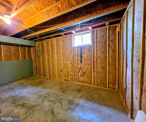 2465 WOODLAND CT, Chesapeake Beach, MD 20732