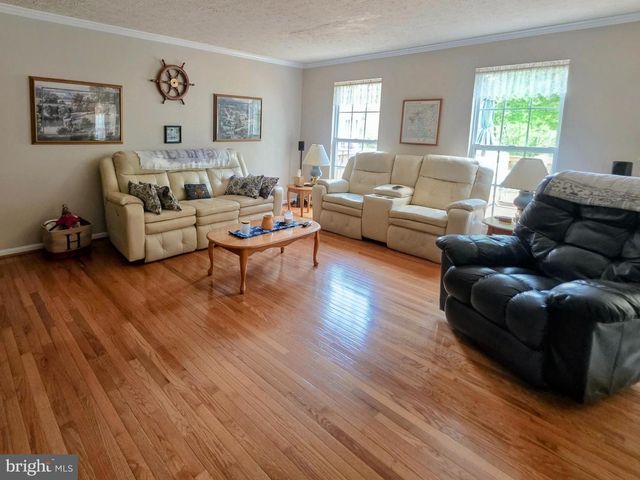 2465 WOODLAND CT, Chesapeake Beach, MD 20732