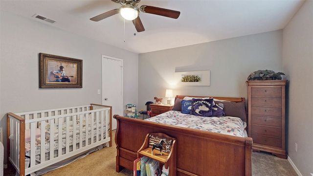 702 Middle Glen Drive, Garland, TX 75043