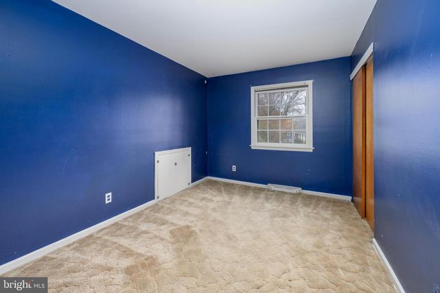 9 HEDGEROW CT, Oaklyn, NJ 08107