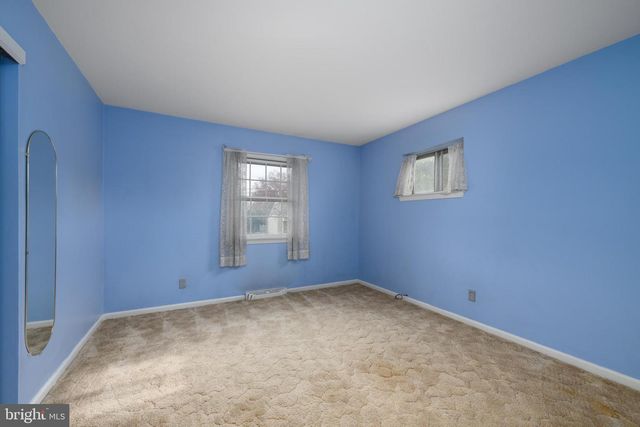 9 HEDGEROW CT, Oaklyn, NJ 08107