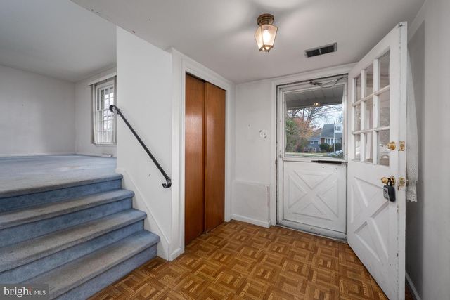 9 HEDGEROW CT, Oaklyn, NJ 08107