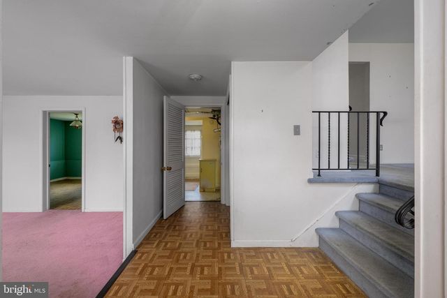 9 HEDGEROW CT, Oaklyn, NJ 08107