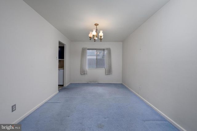 9 HEDGEROW CT, Oaklyn, NJ 08107