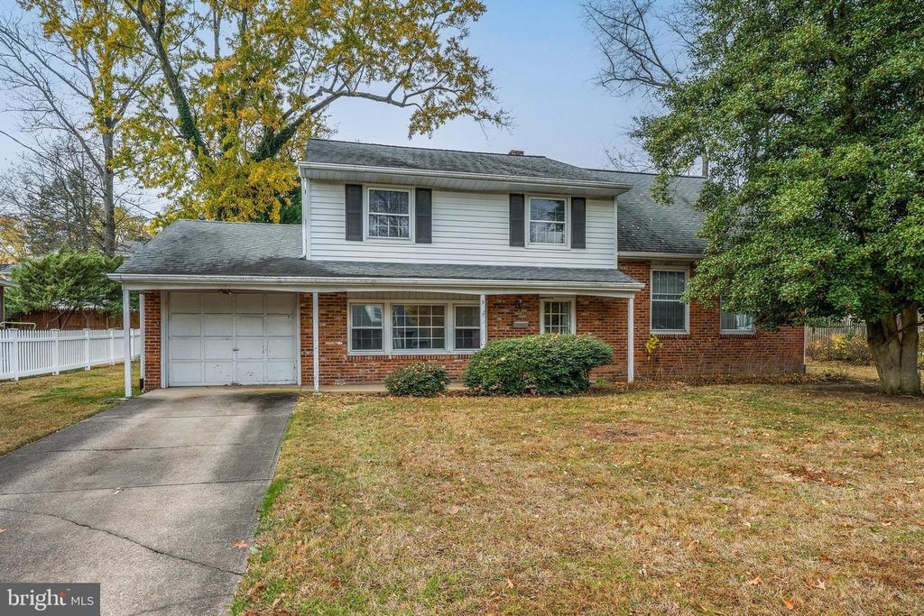 9 HEDGEROW CT, Oaklyn, NJ 08107