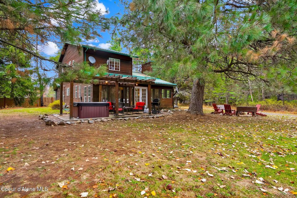 35 Shadow Mountain Rd, Sandpoint, ID 83864