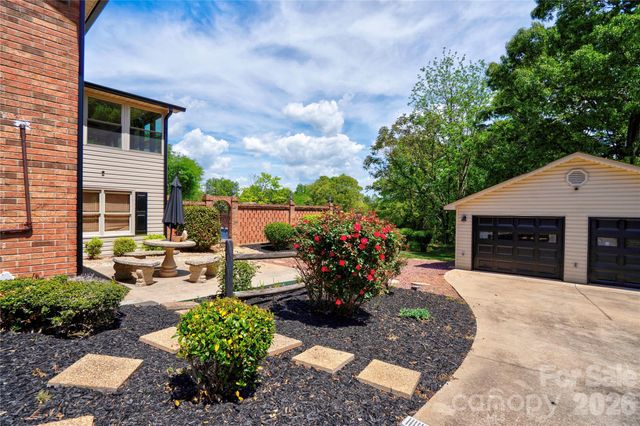 176 Knollwood Drive, Forest City, NC 28043