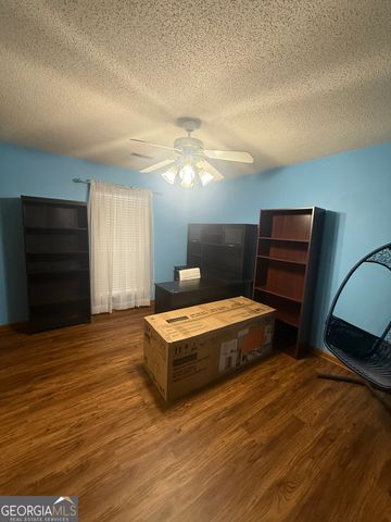 300 Jeremys Straight, Stockbridge, GA 30281