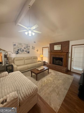 300 Jeremys Straight, Stockbridge, GA 30281