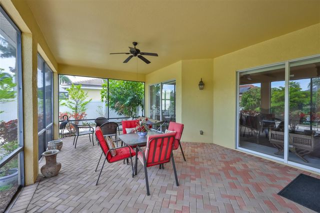 3822 CARDENAL AVENUE, Sun City Center, FL 33573