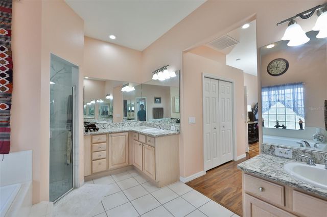 3822 CARDENAL AVENUE, Sun City Center, FL 33573