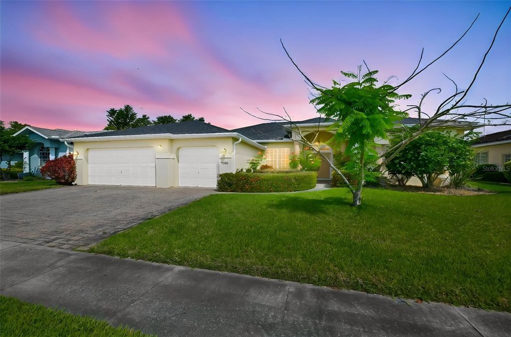 3822 CARDENAL AVENUE, Sun City Center, FL 33573