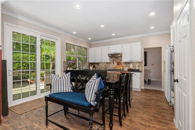 2573 Newman, Tustin, CA 92782