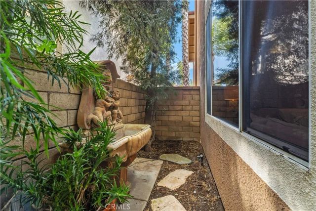 2573 Newman, Tustin, CA 92782