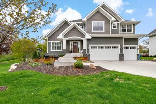 145 Cutacross Road, Golden Valley, MN 55422