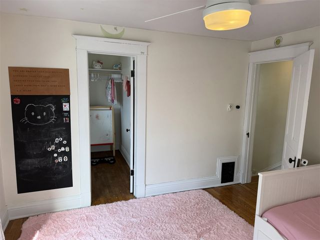 210 N Kalamazoo Avenue, Marshall, MI 49068