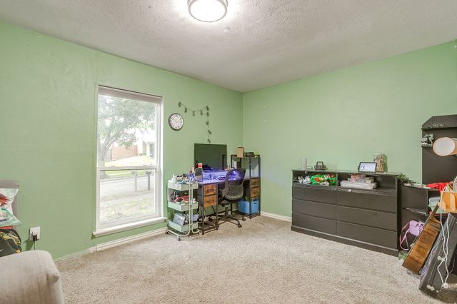 2909 Clover Valley Drive, Garland, TX 75043