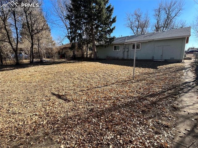 910 1st Street, Colorado Springs, CO 80907