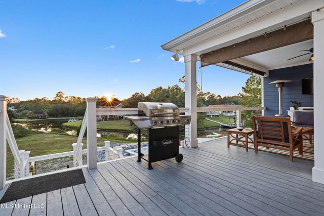 15520 Needle Street, Biloxi, MS 39532