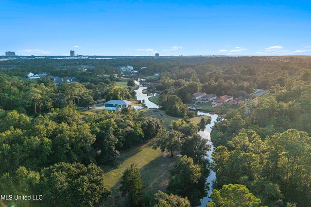 15520 Needle Street, Biloxi, MS 39532