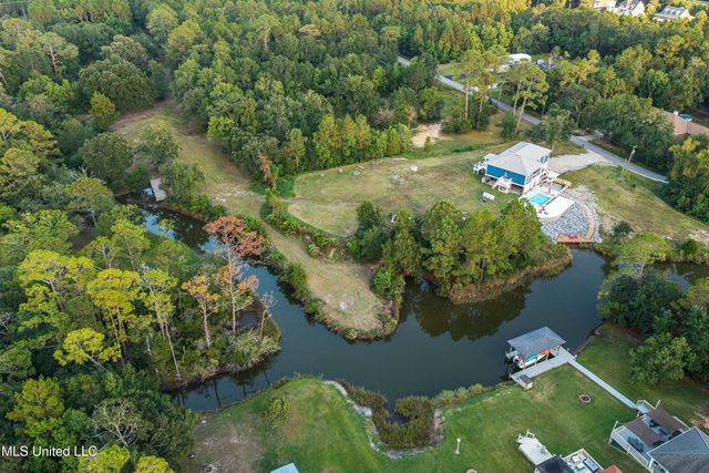 15520 Needle Street, Biloxi, MS 39532