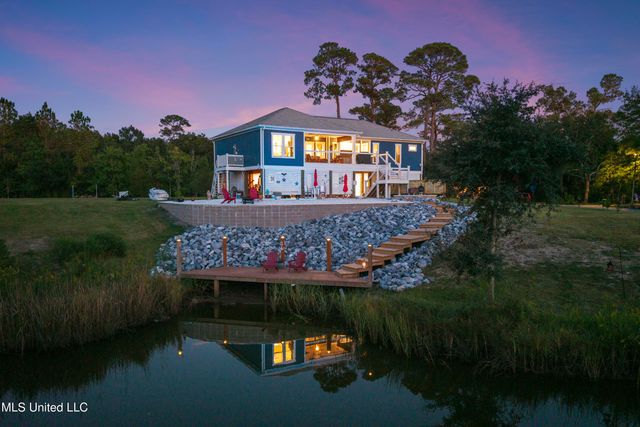 15520 Needle Street, Biloxi, MS 39532