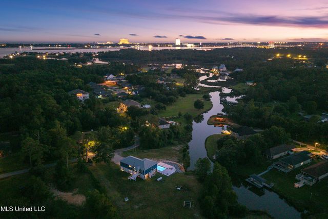 15520 Needle Street, Biloxi, MS 39532