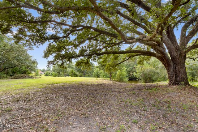 15520 Needle Street, Biloxi, MS 39532