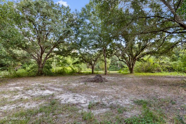 15520 Needle Street, Biloxi, MS 39532