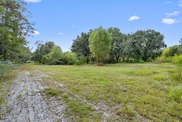 15520 Needle Street, Biloxi, MS 39532