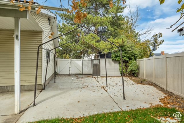 1492 E SANDY HILLS DR, Sandy, UT 84093