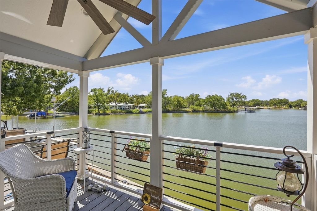 817 Brazos Harbor Circle, Granbury, TX 76048 — photo 5