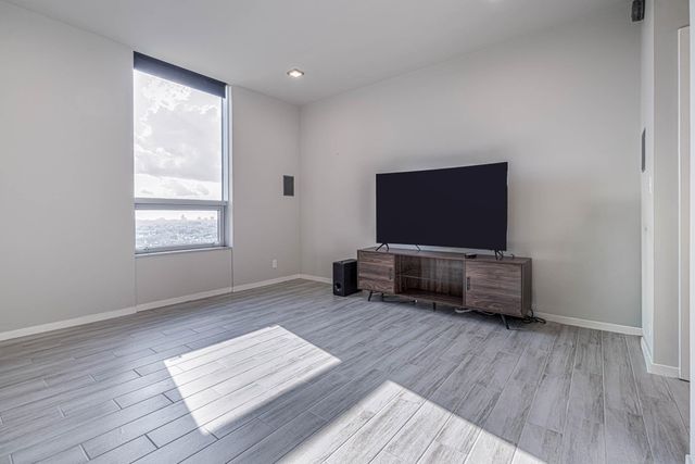 5100 San Felipe Street 137, Houston, TX 77056