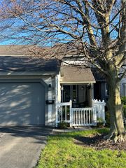378 Summerhaven Drive North, Manlius, NY 13057