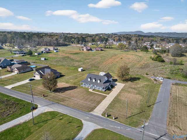 1600 Lasseter Road, Southside, AL 35907