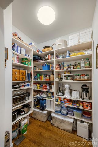 8 MANORWOOD Court, Flat Rock, NC 28731