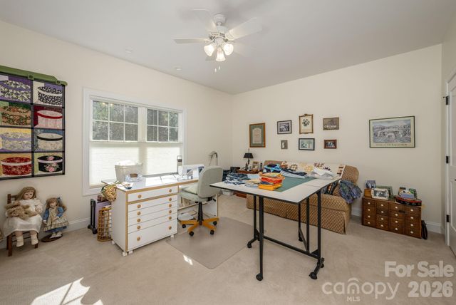 8 MANORWOOD Court, Flat Rock, NC 28731