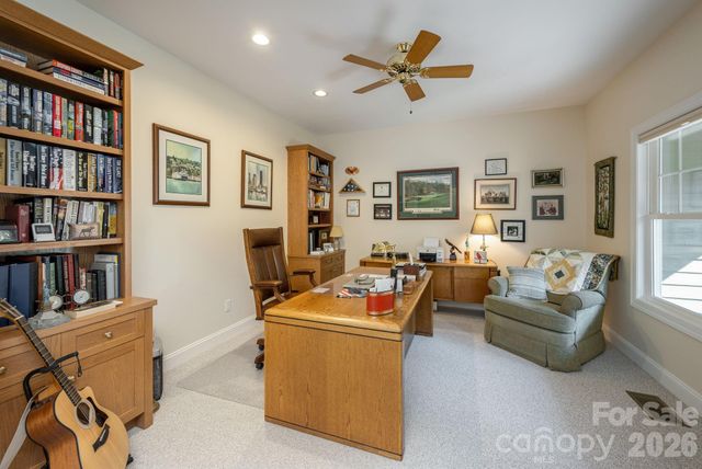 8 MANORWOOD Court, Flat Rock, NC 28731