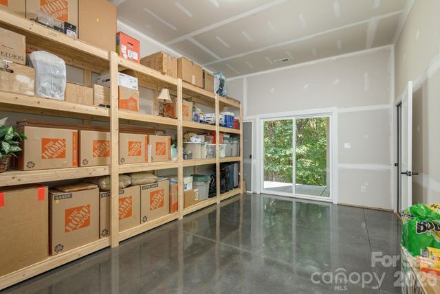 8 MANORWOOD Court, Flat Rock, NC 28731