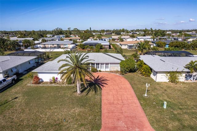 10 GOLFVIEW ROAD, Rotonda West, FL 33947