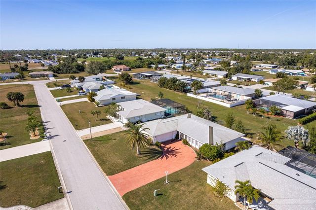 10 GOLFVIEW ROAD, Rotonda West, FL 33947